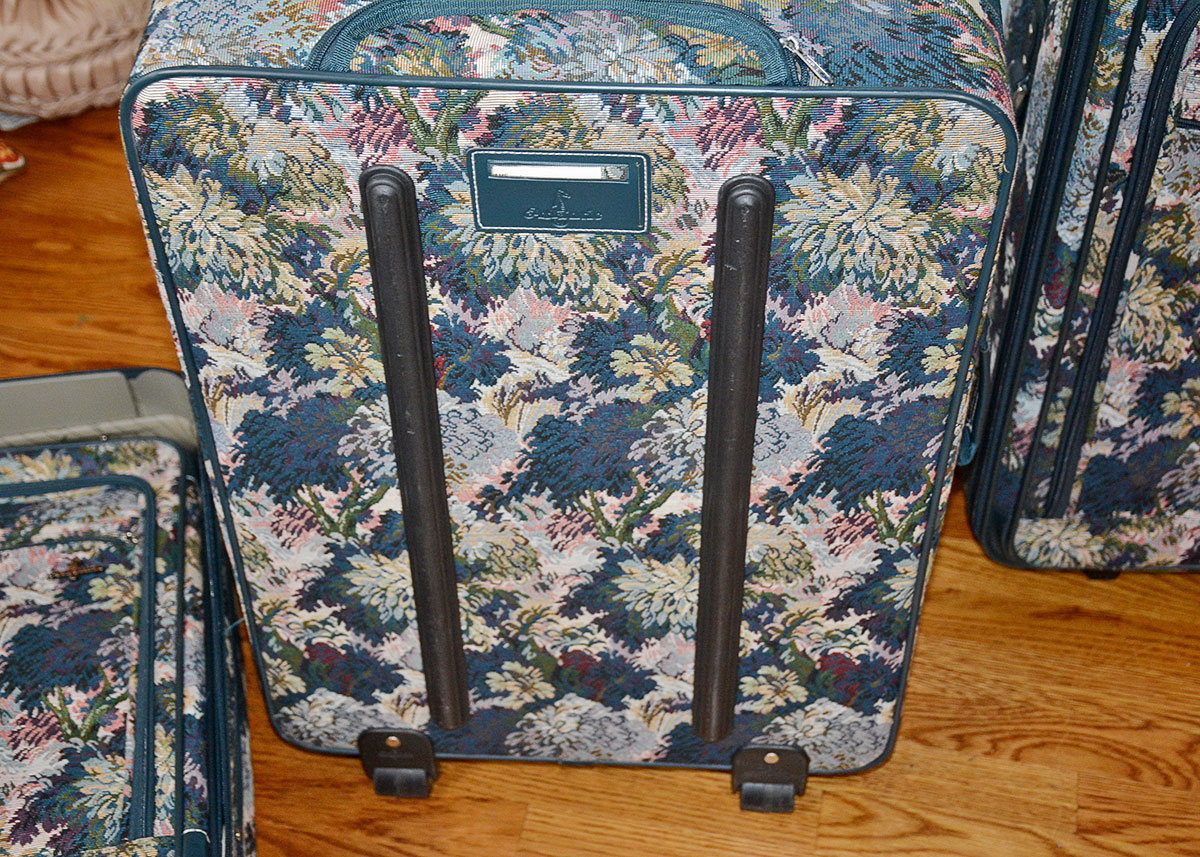 Five Piece Atlantic Floral Luggage Set