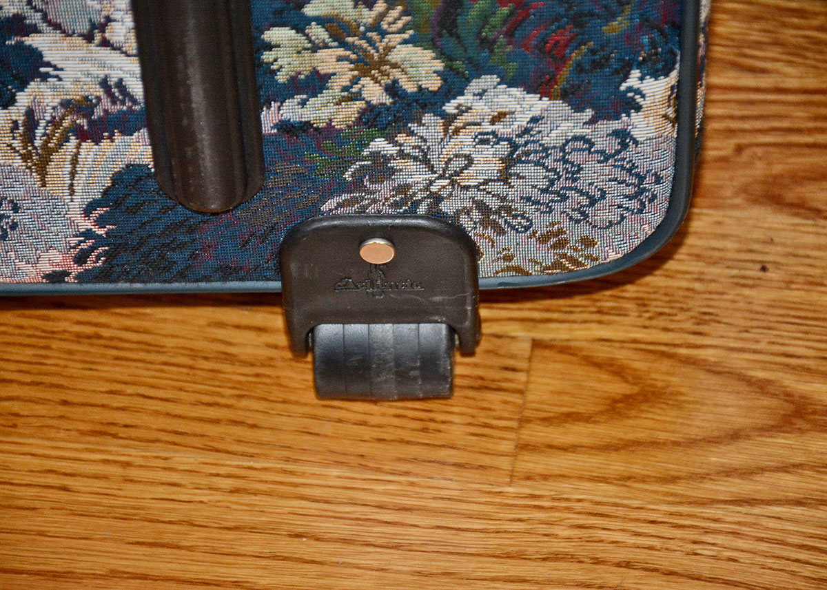 Five Piece Atlantic Floral Luggage Set