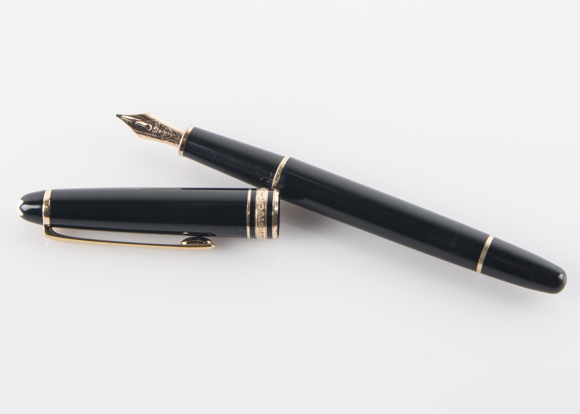Montblanc Meisterstuck Model 144 Black Precious Resin Fountain Pen
