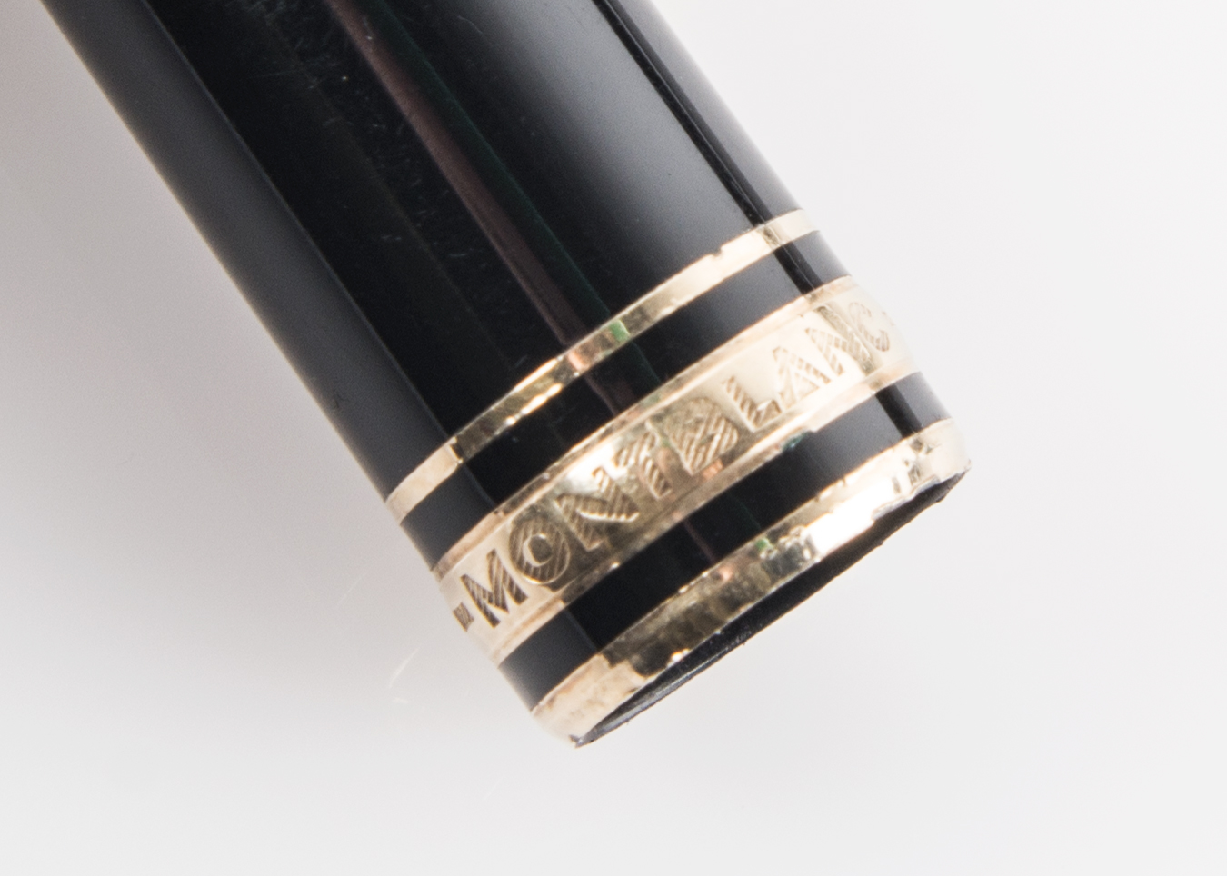 Montblanc Meisterstuck Model 144 Black Precious Resin Fountain Pen