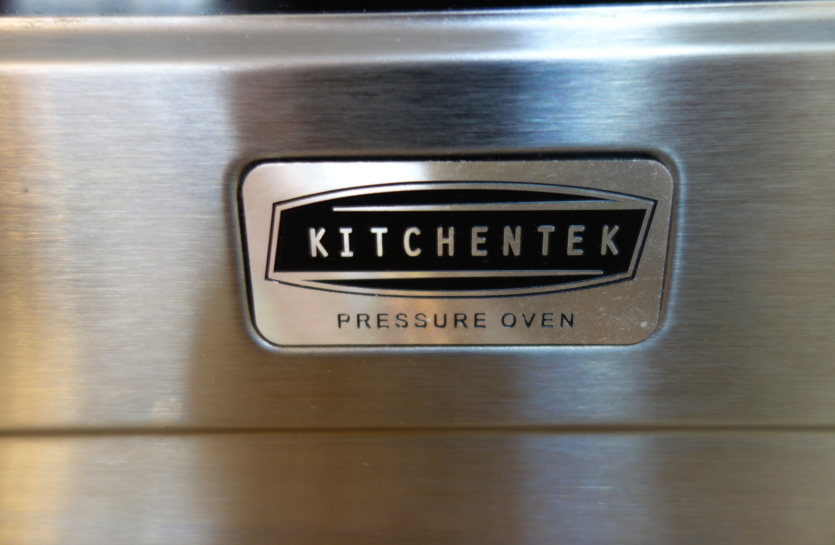 Wolfgang Puck Kitchenetek Pressure Oven