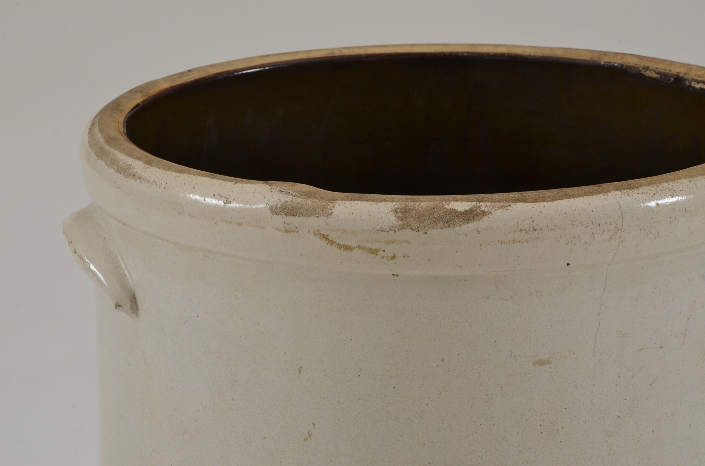 8 Gallon Pottery Crock