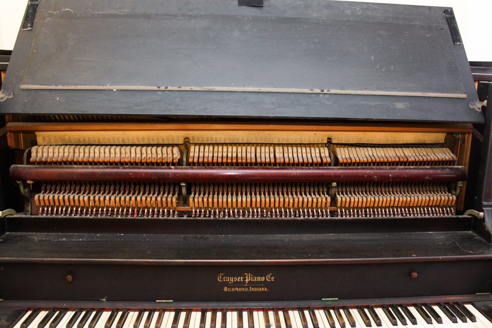 Antique Trayser Piano Company Upright Piano
