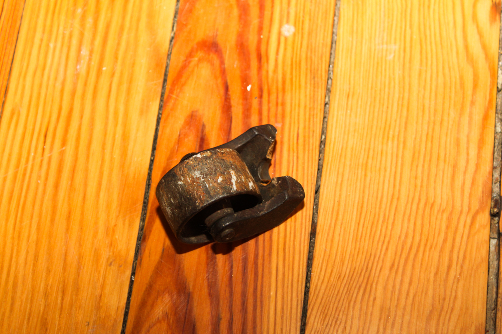 Antique Trayser Piano Company Upright Piano