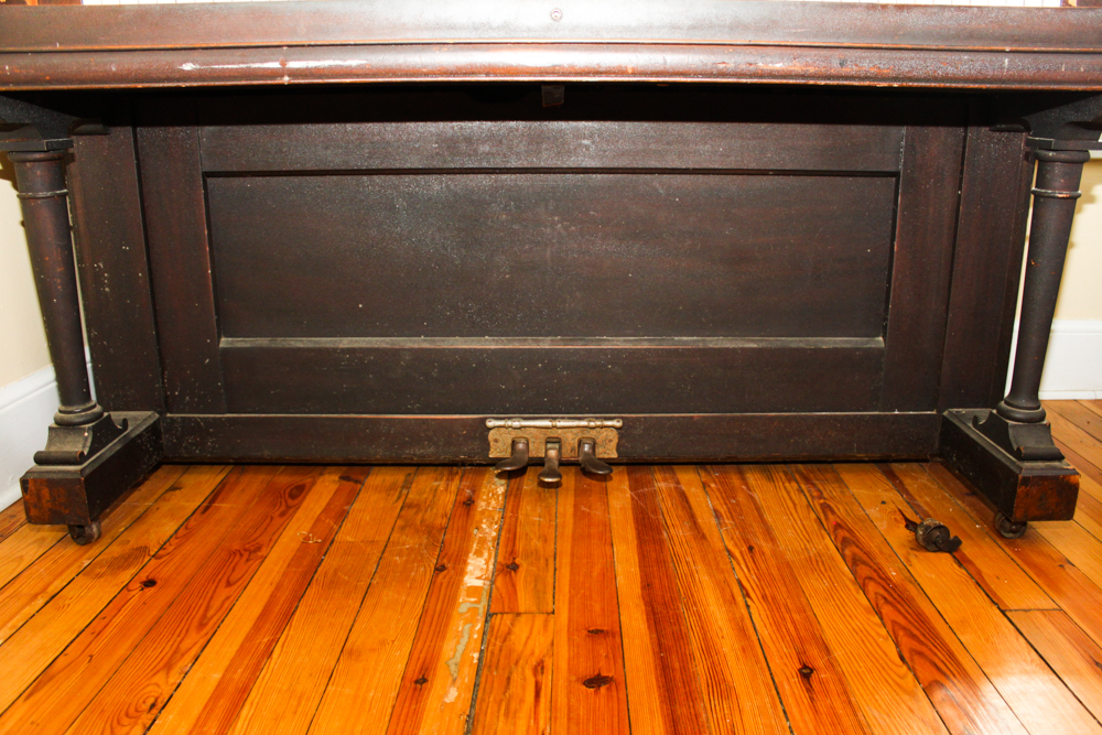 Antique Trayser Piano Company Upright Piano