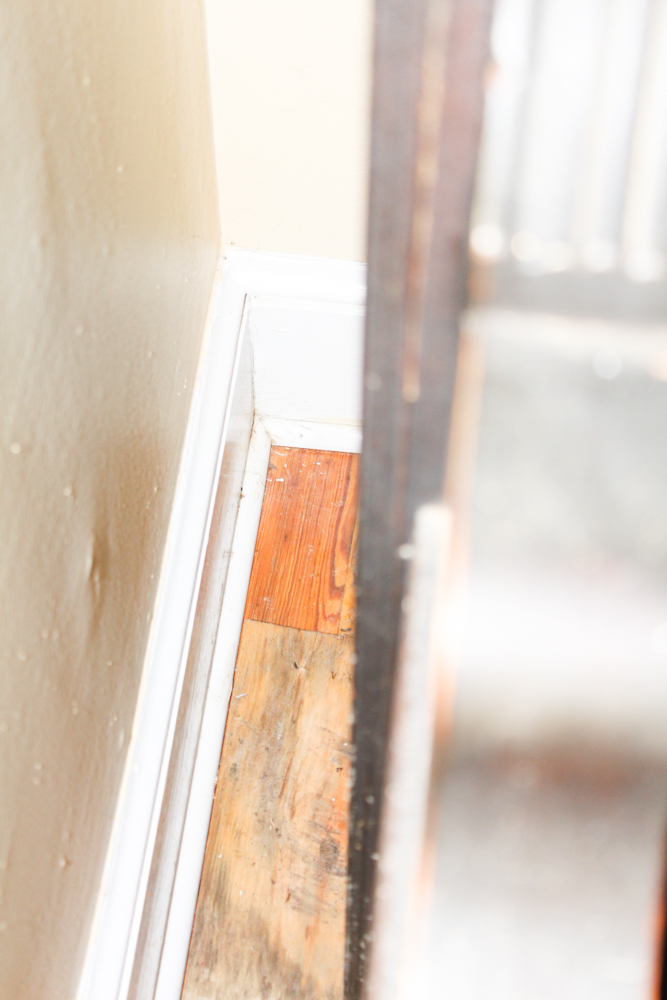 Antique Trayser Piano Company Upright Piano