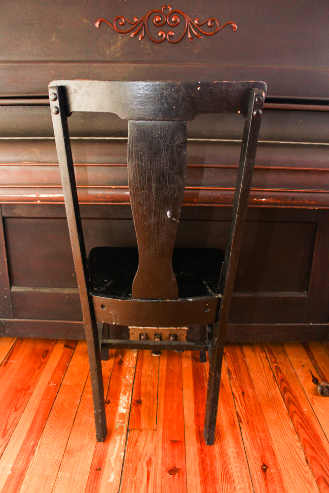 Antique Trayser Piano Company Upright Piano