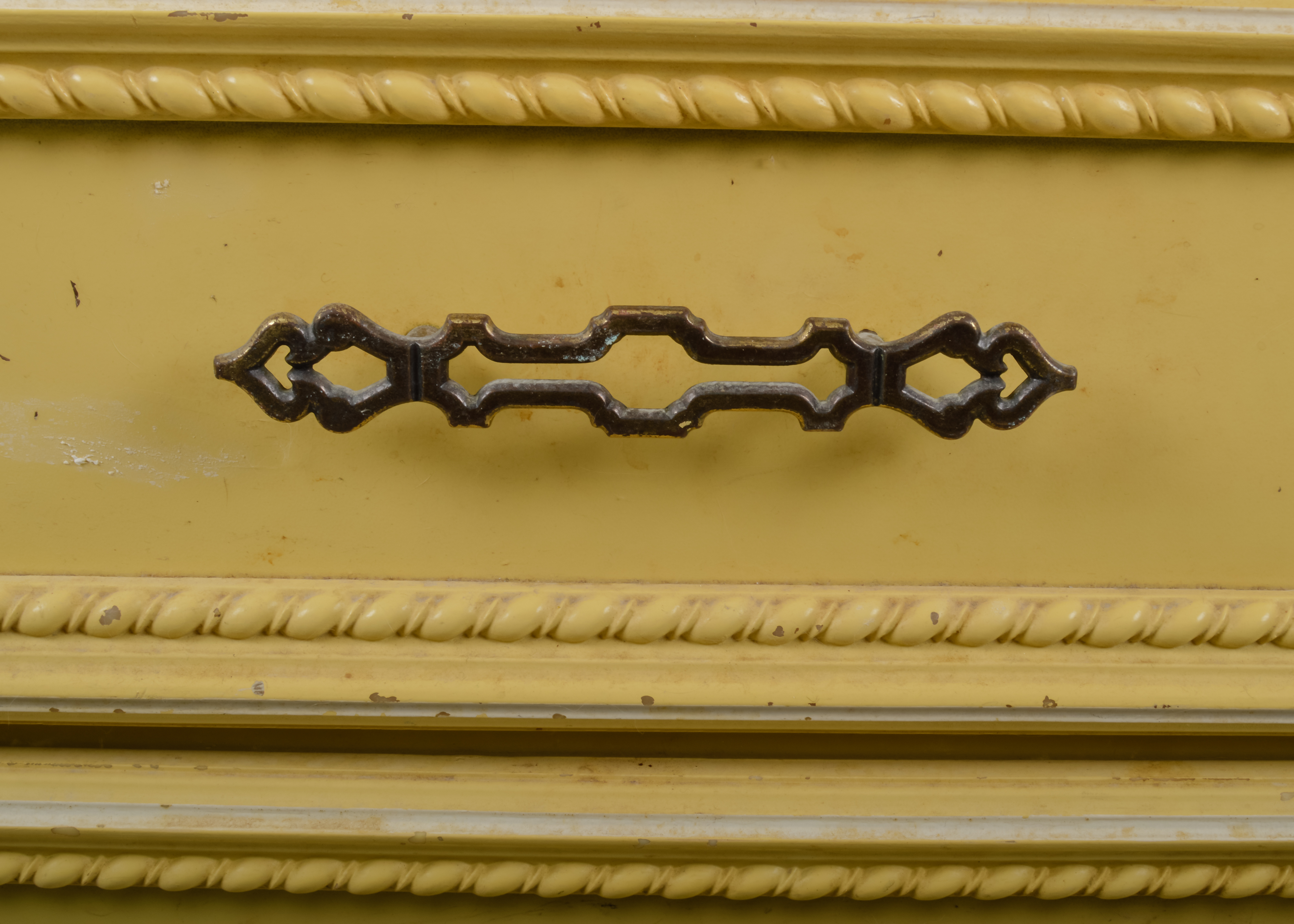 Johnson/Carper Seven-Drawer Dresser with Mirror