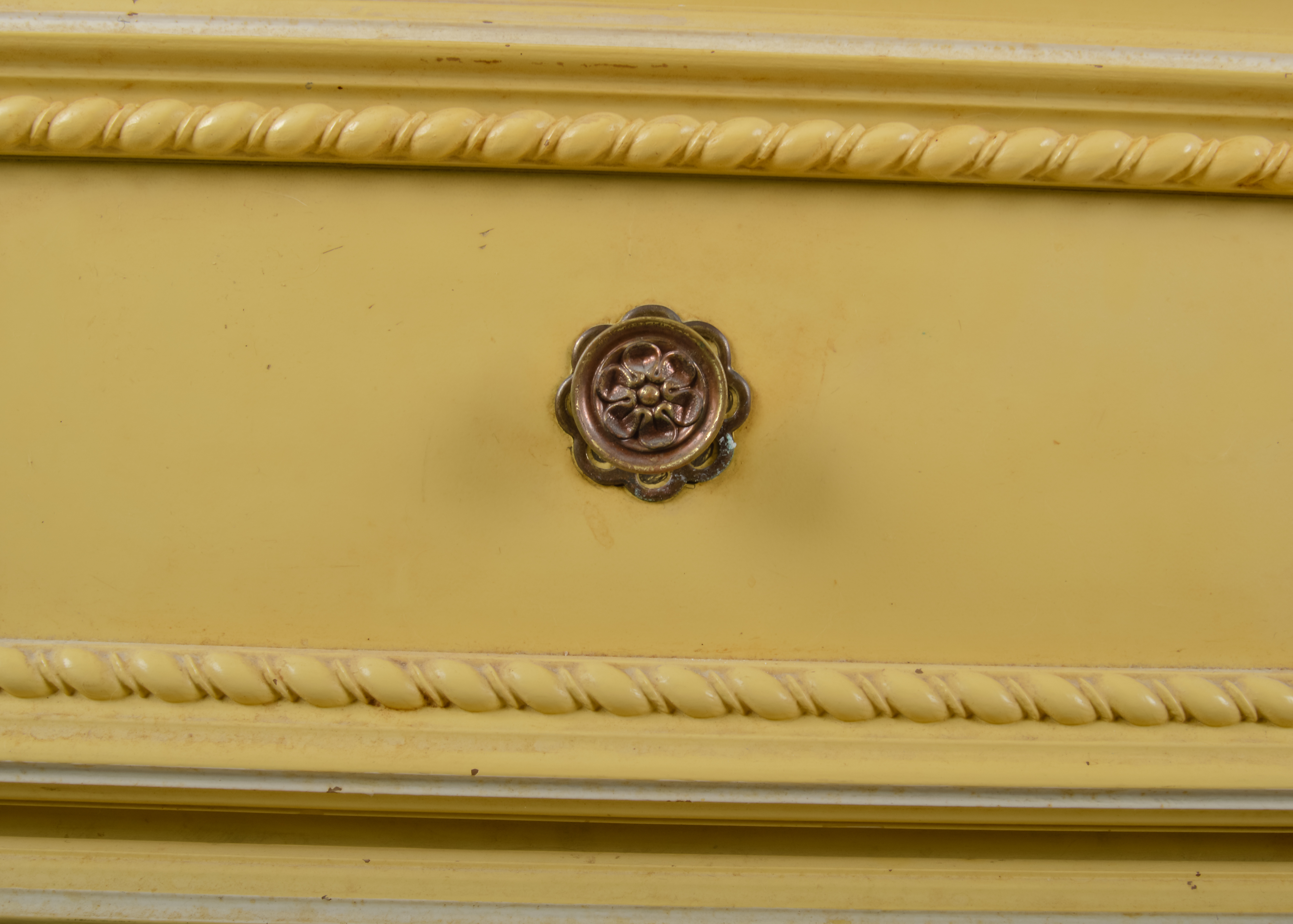 Johnson/Carper Seven-Drawer Dresser with Mirror