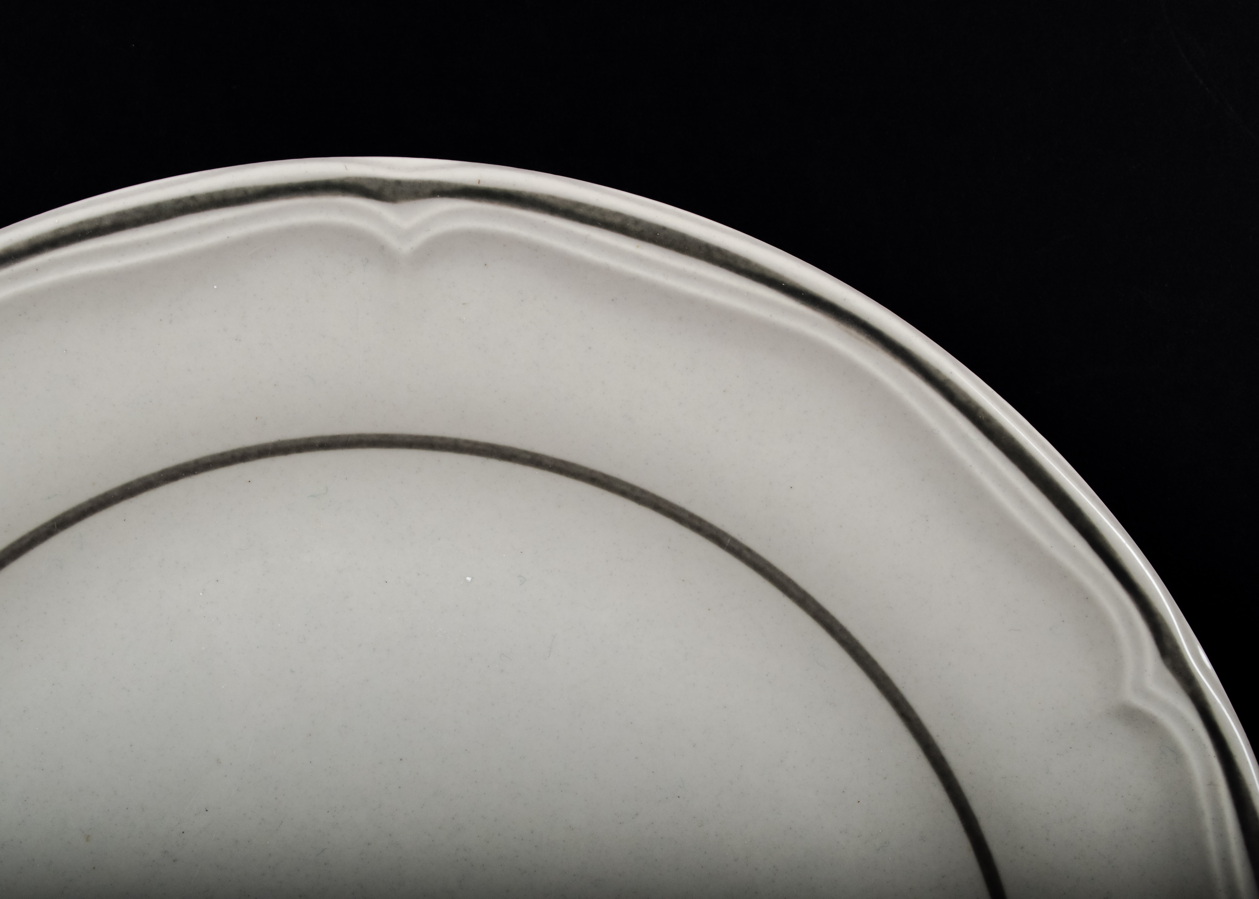 Southampton Stoneware Dish Set