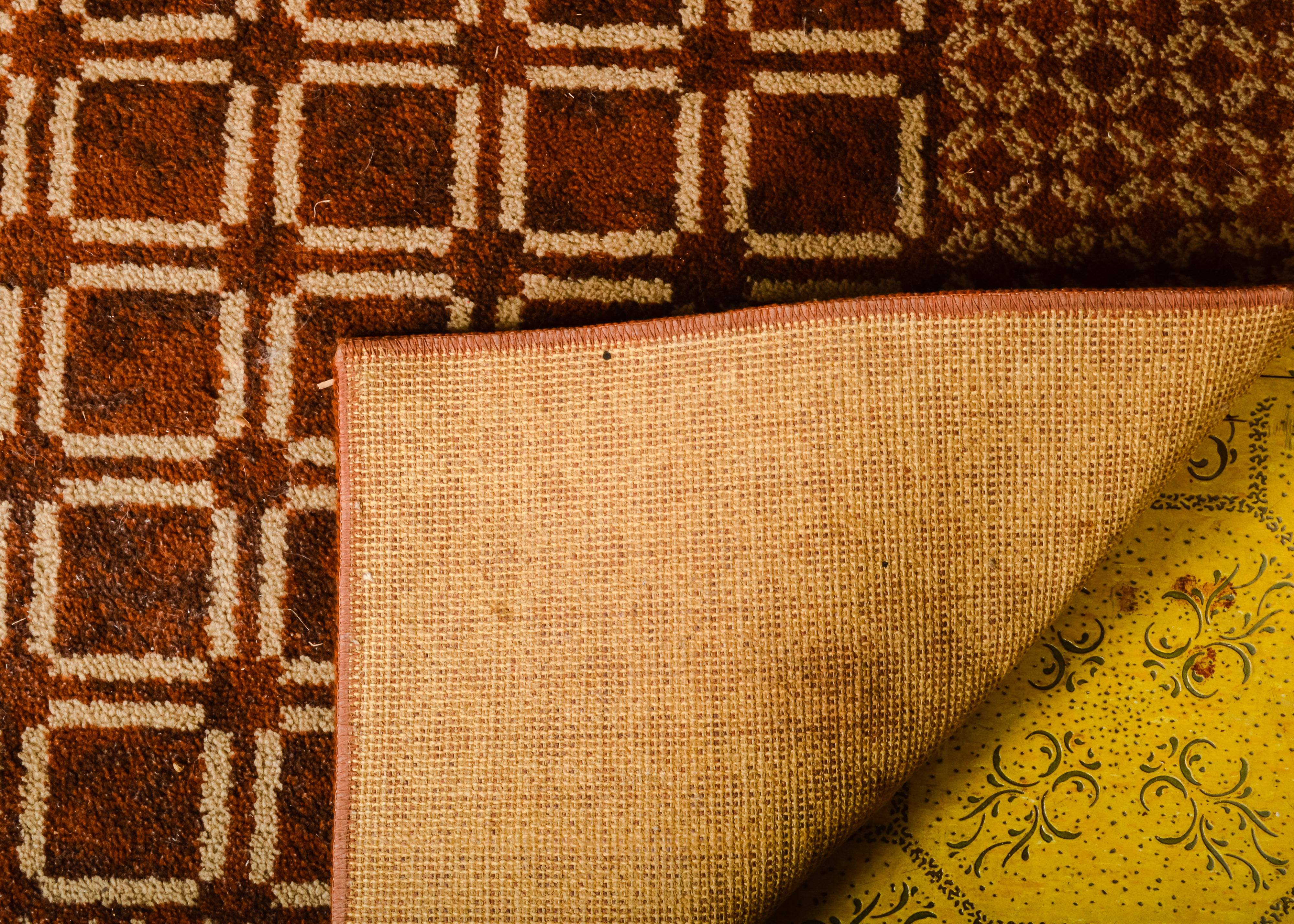 Helvetian Flare Collection Area Rug