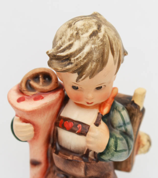 Vinatge Goebel Hummel "Little Scholar" Figurine