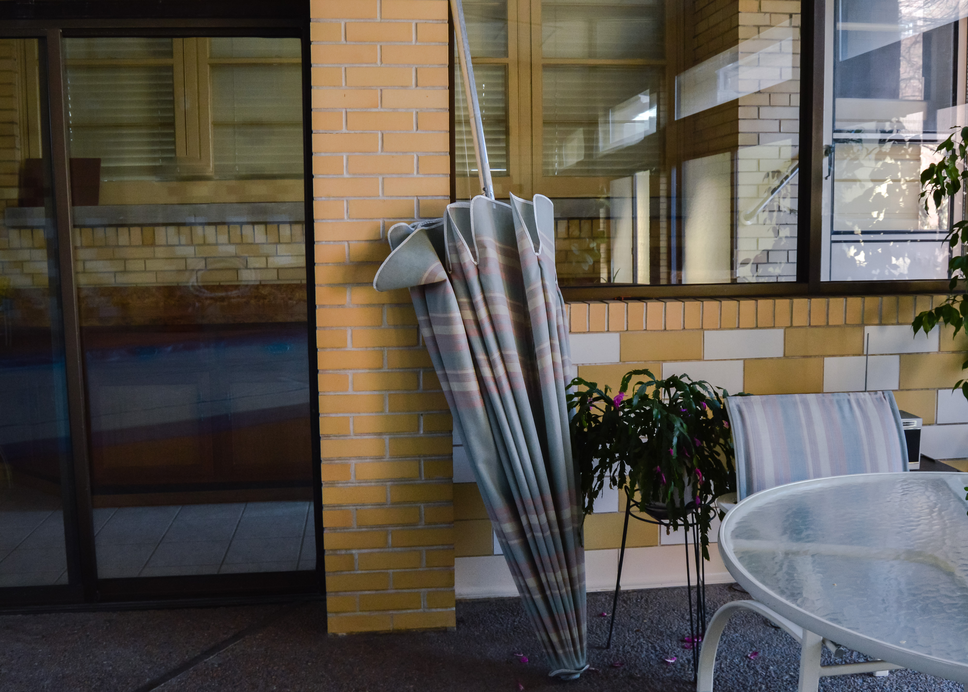 Patio Set with Five Chairs