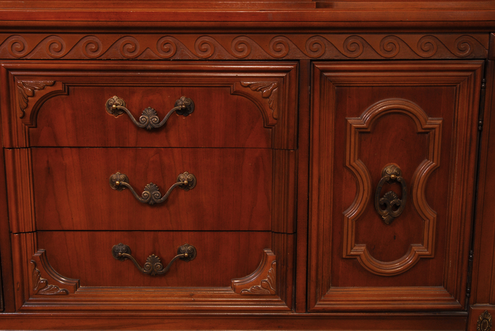 Vintage Bassett Furniture China Cabinet