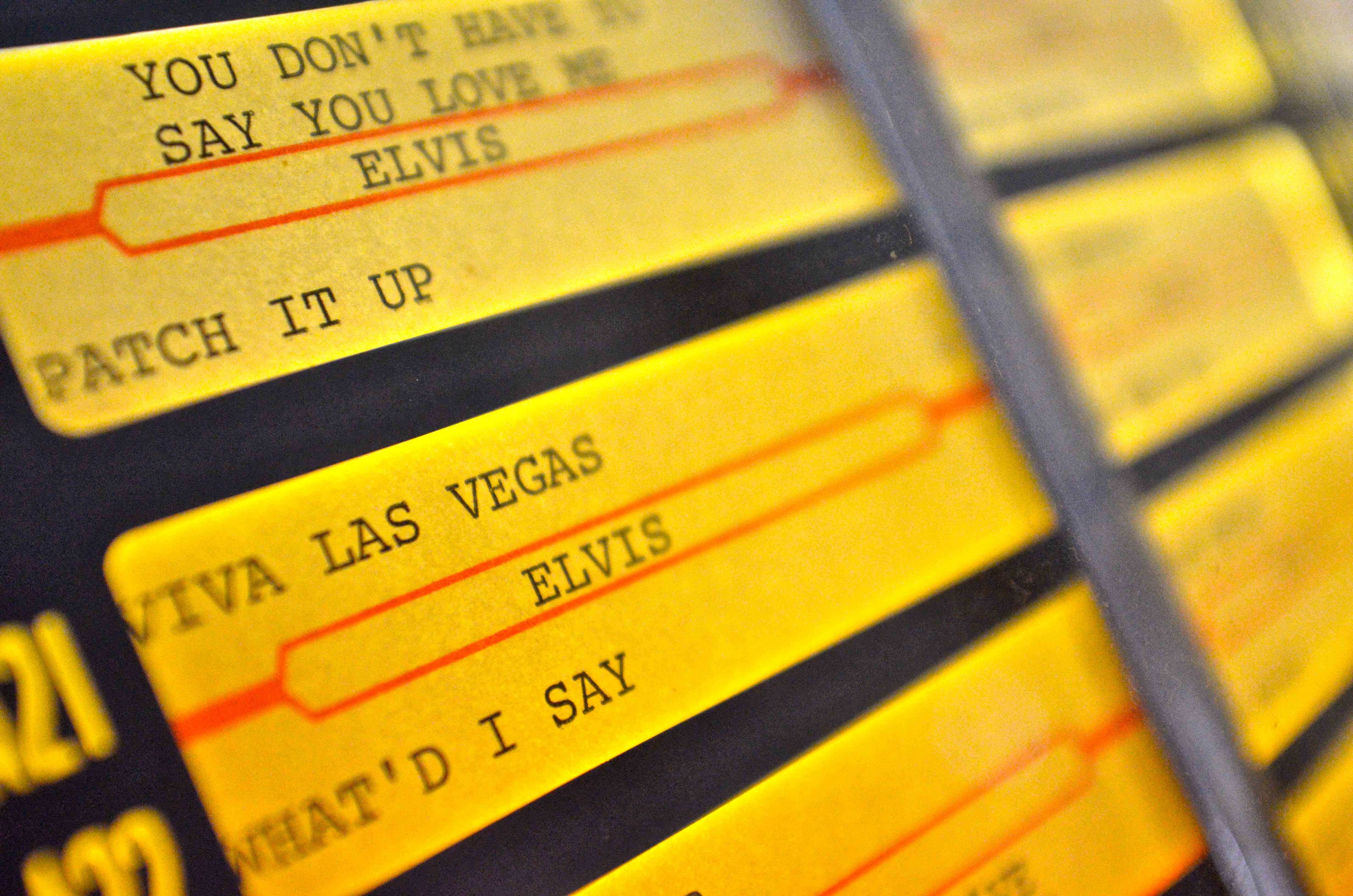 Wurlitzer Multi-Selector Phonograph Jukebox Centennial 1900 Model