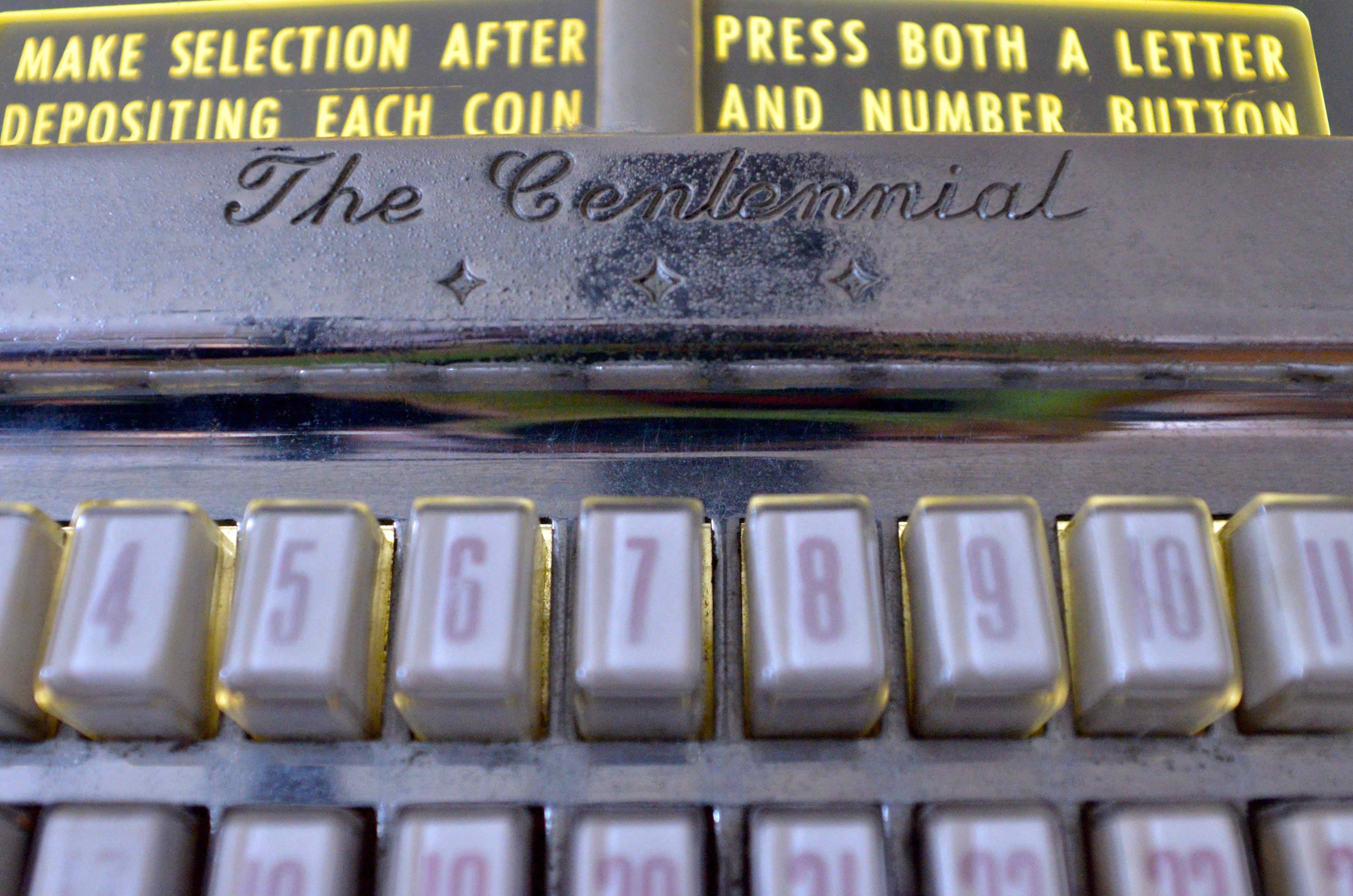 Wurlitzer Multi-Selector Phonograph Jukebox Centennial 1900 Model