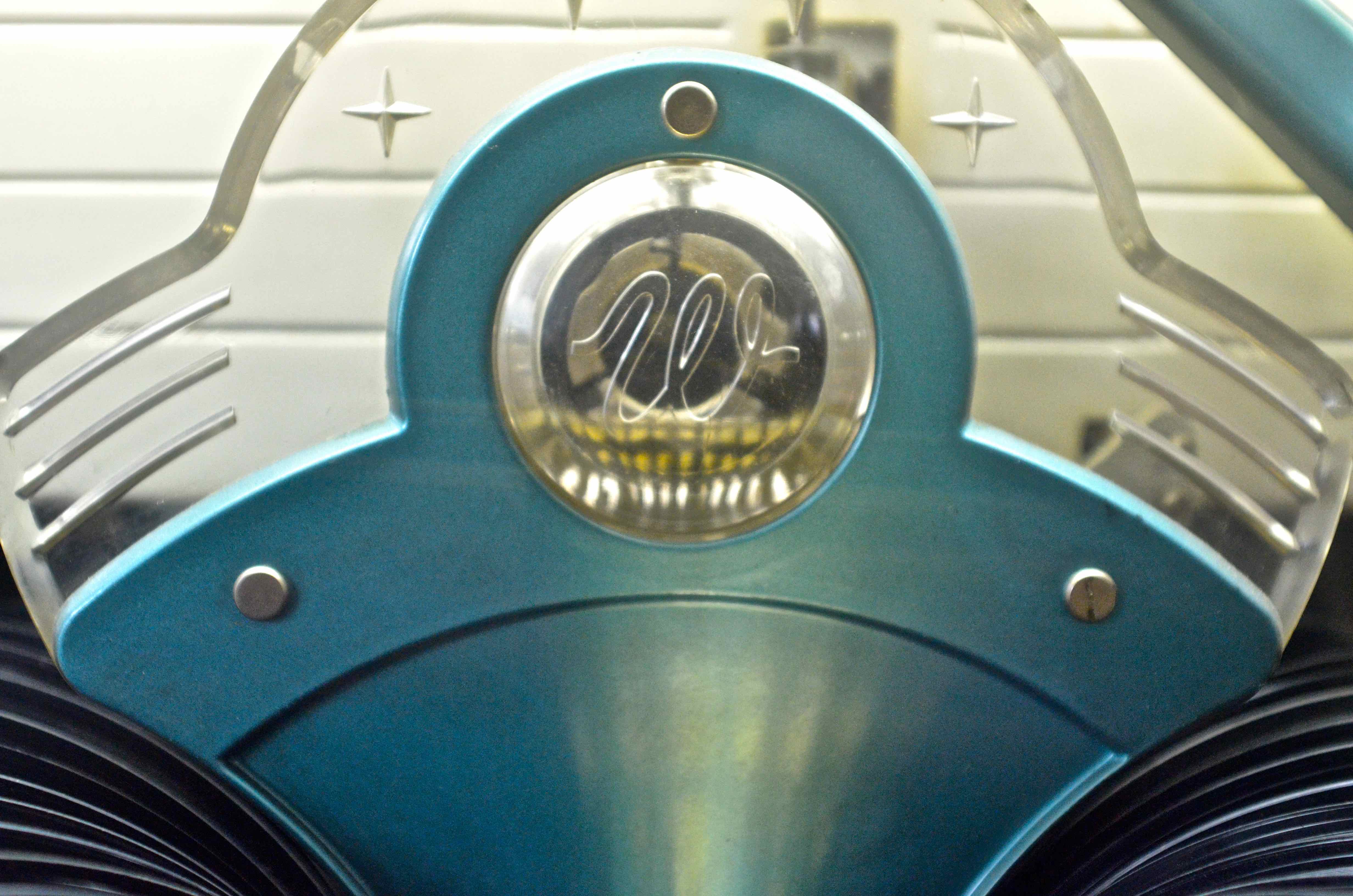 Wurlitzer Multi-Selector Phonograph Jukebox Centennial 1900 Model