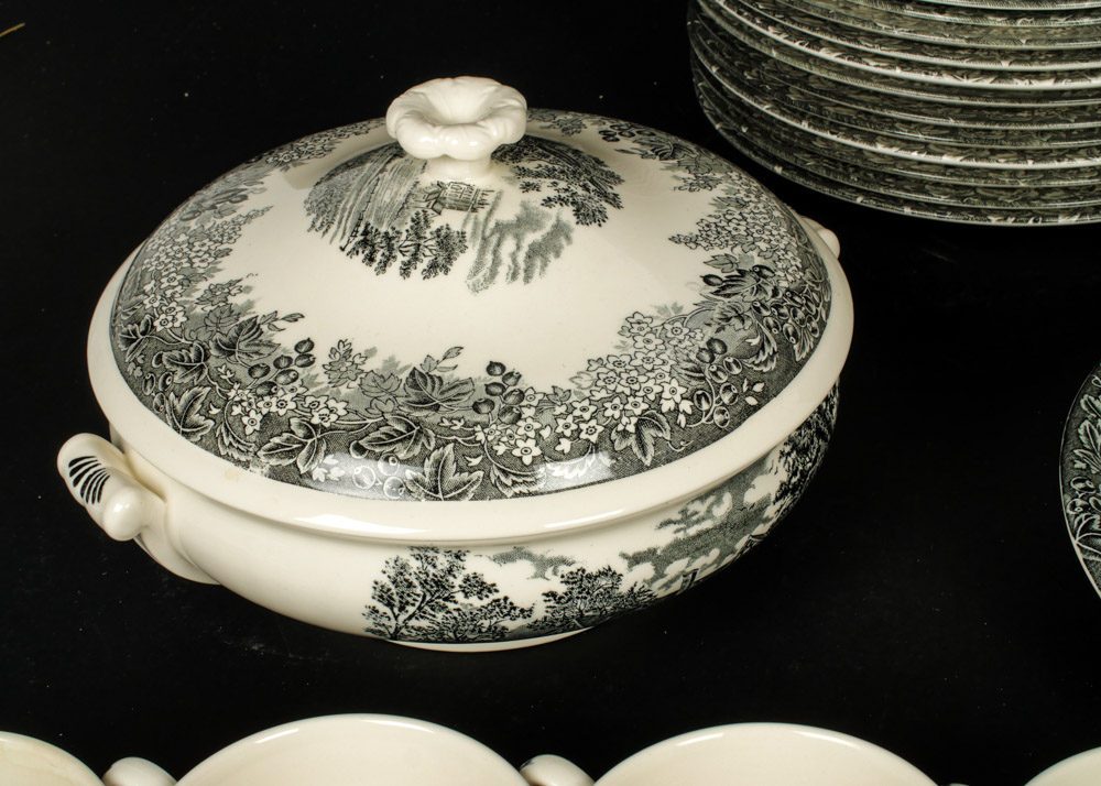 Romantic England Wedgwood Queen's Ware China Collection