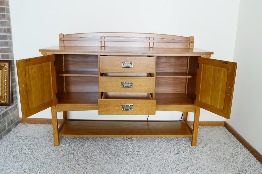 Bassett Oak Mission Style Sideboard