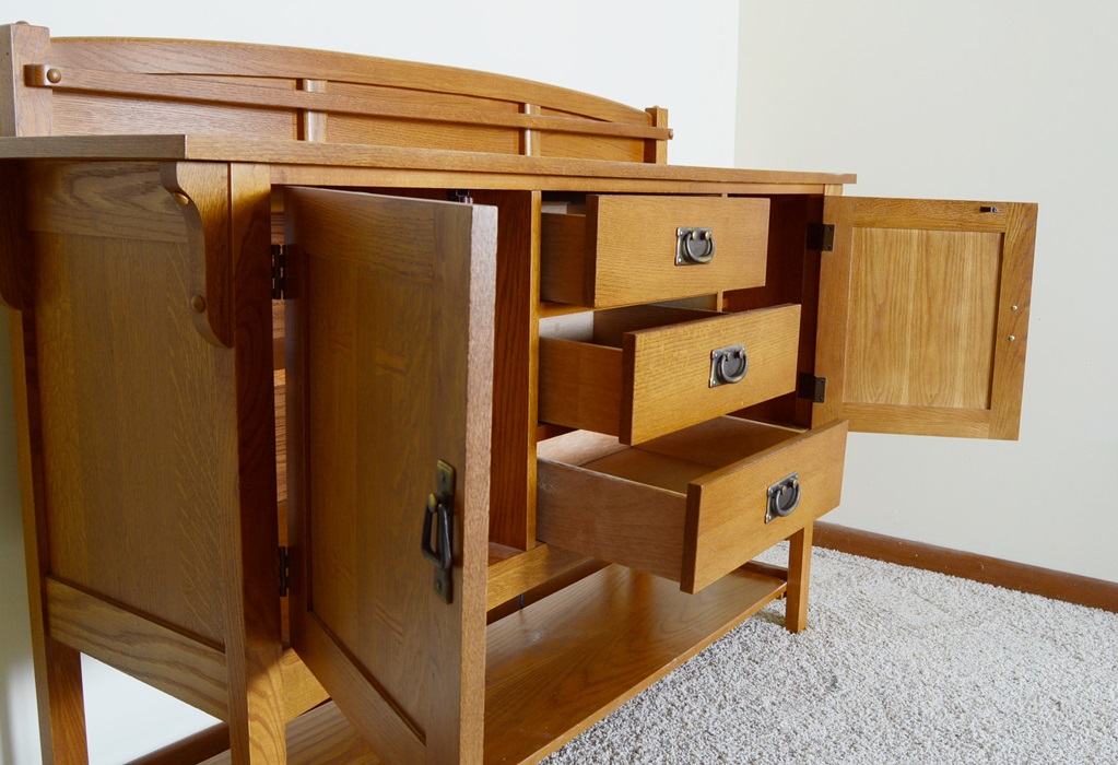 Bassett Oak Mission Style Sideboard