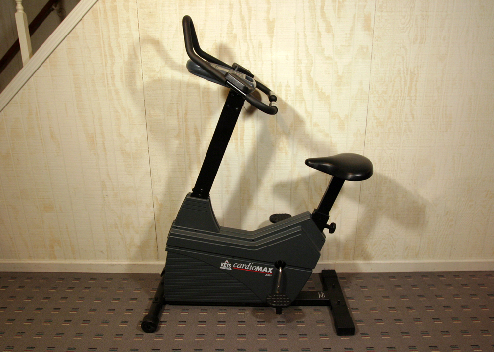 Cardiomax exercise cycle hot sale