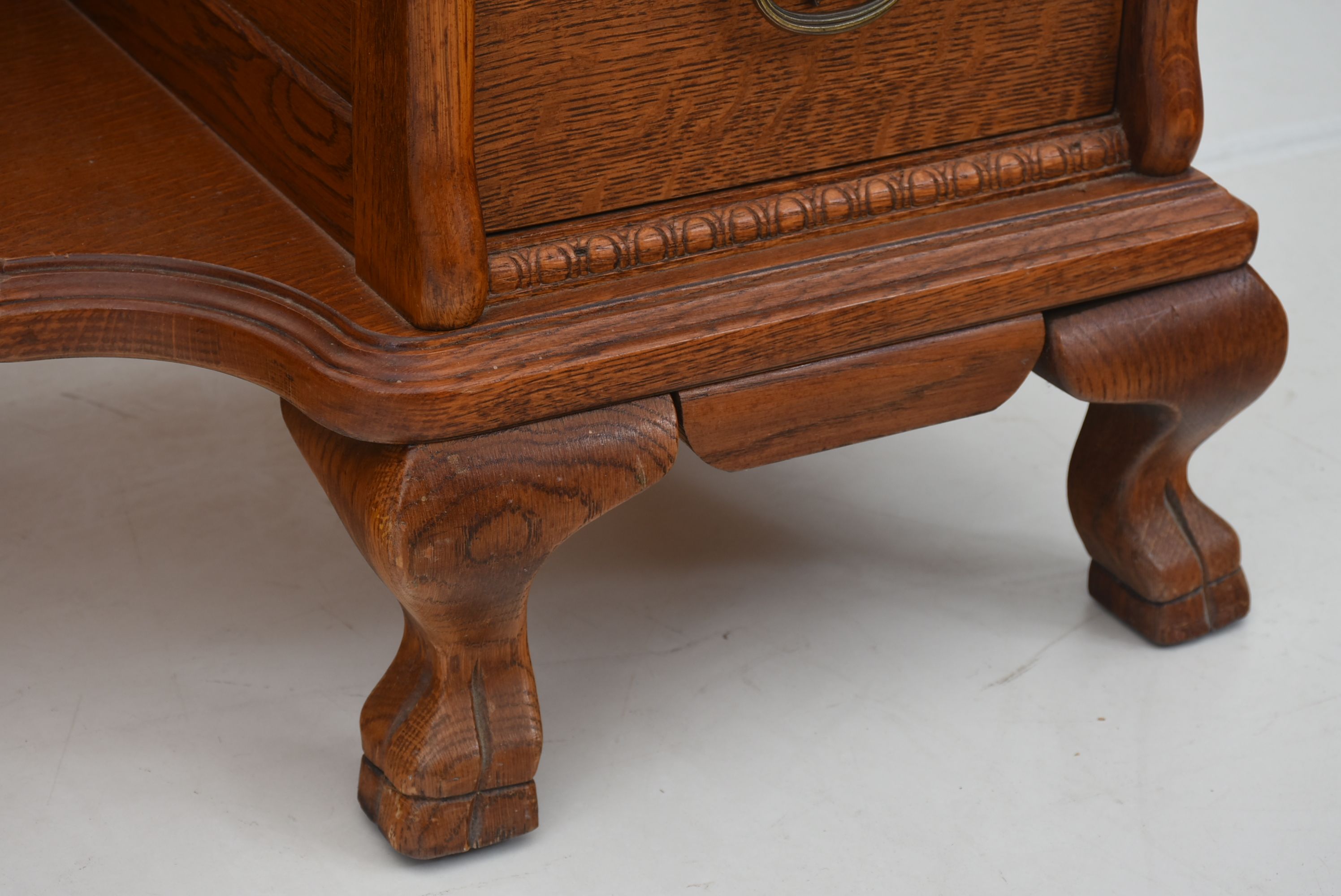 Lexington Furniture Victorian Sampler Collection - Vanity