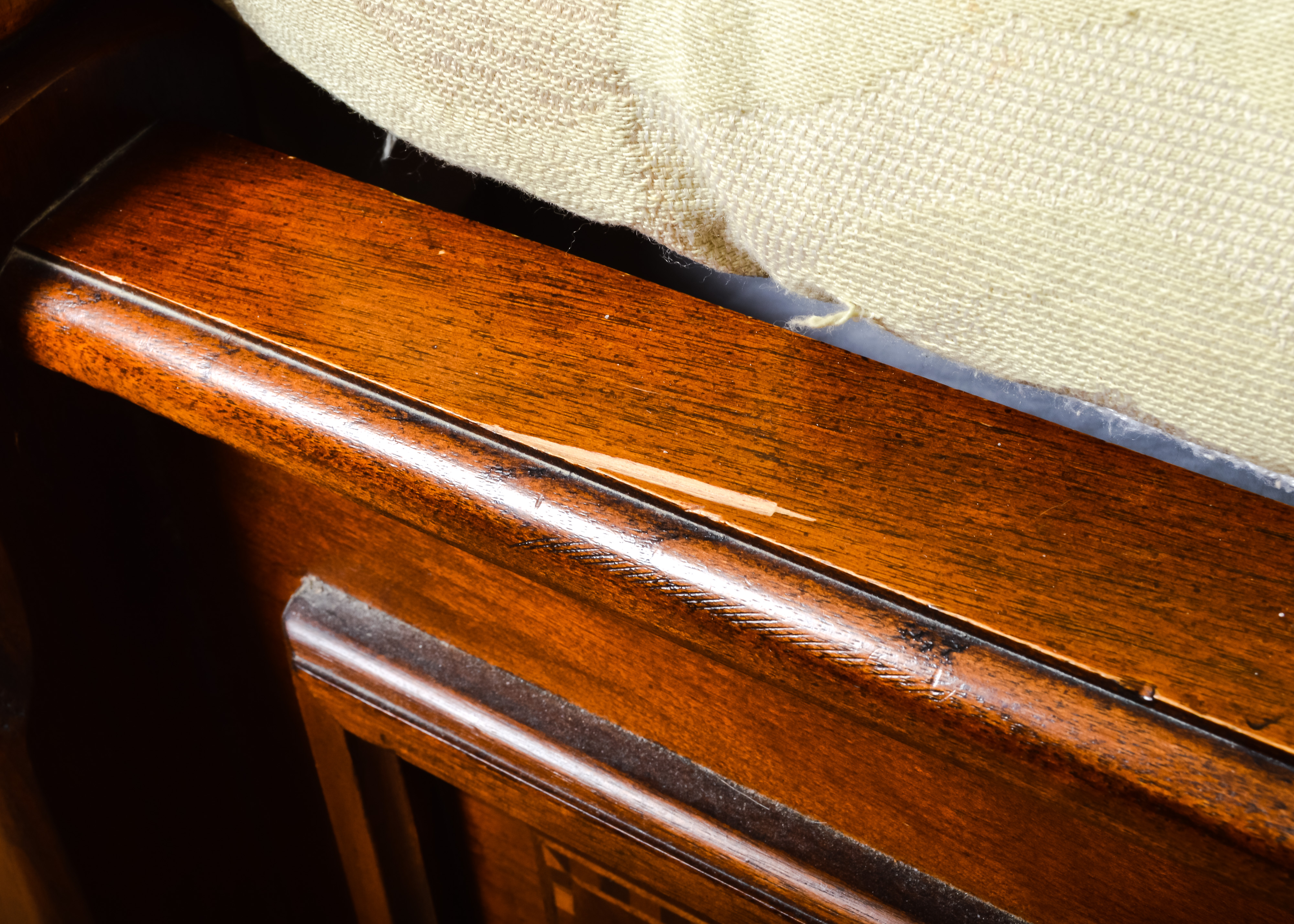 Collezione Europa King Bed