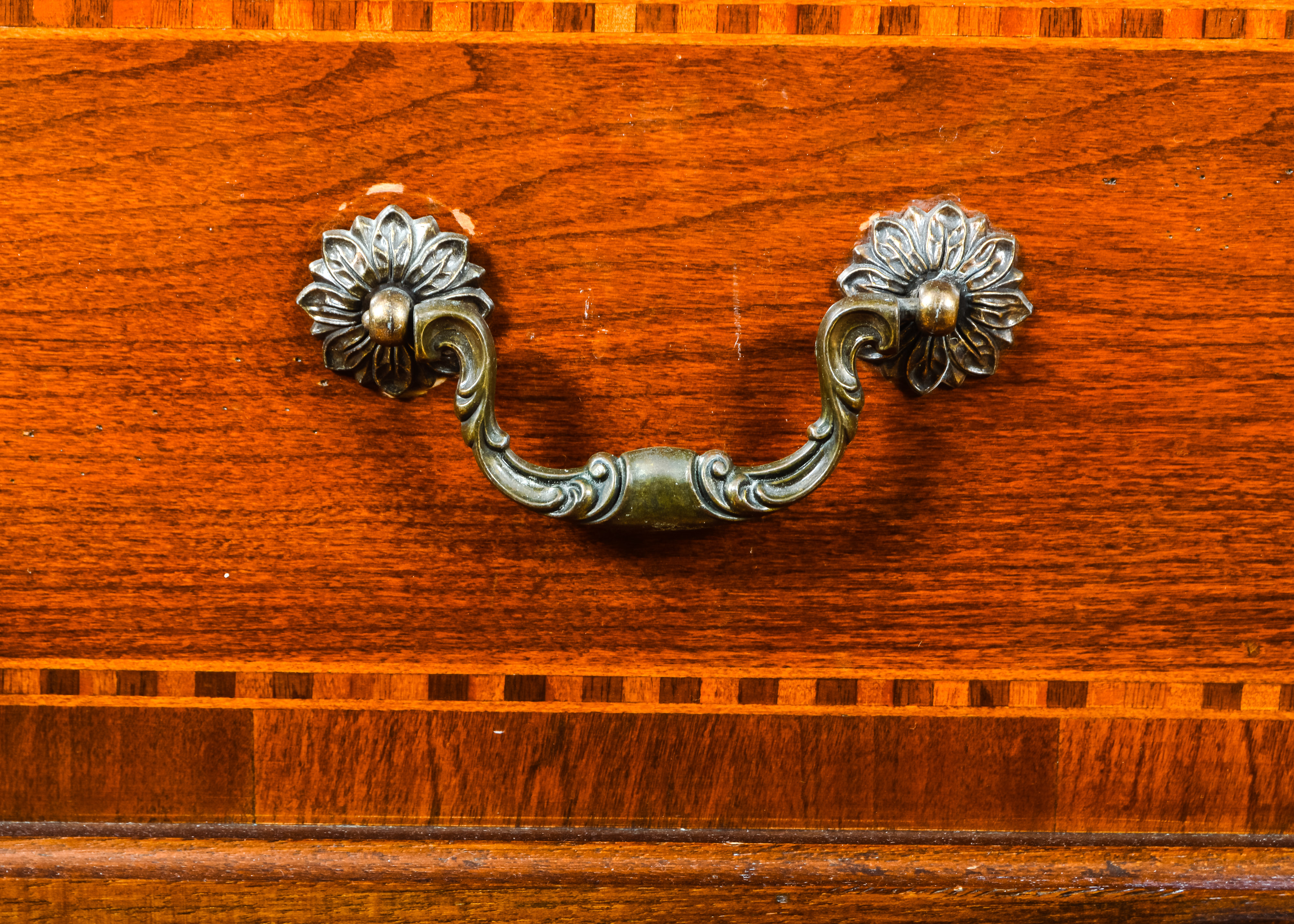 Collezione Europa Dresser with Mirror