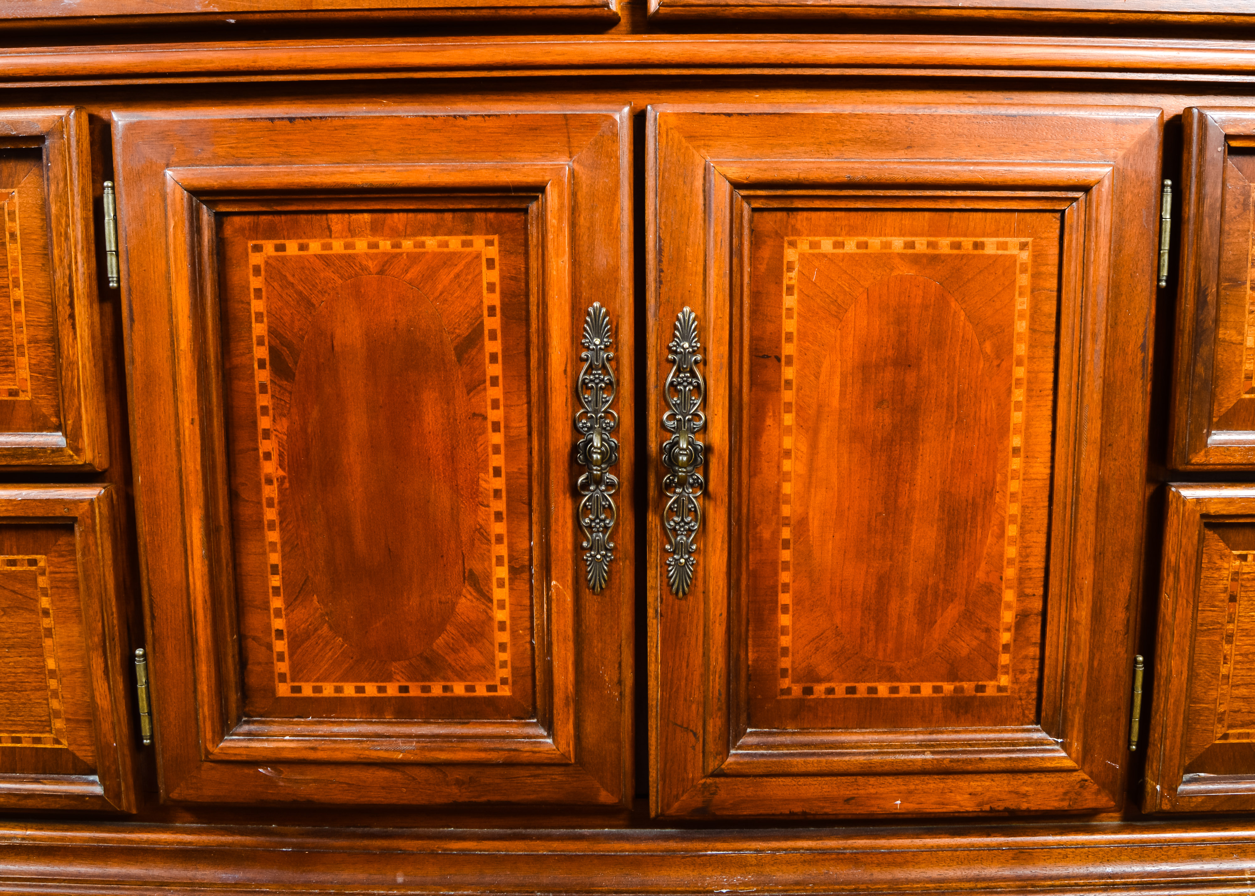 Collezione Europa Dresser with Mirror