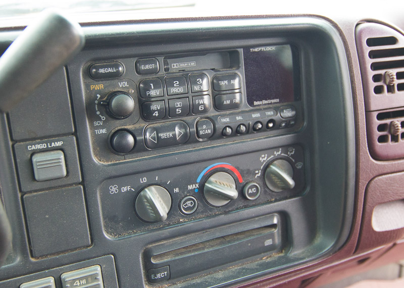 1999 Chevrolet K2500 4x4 Truck