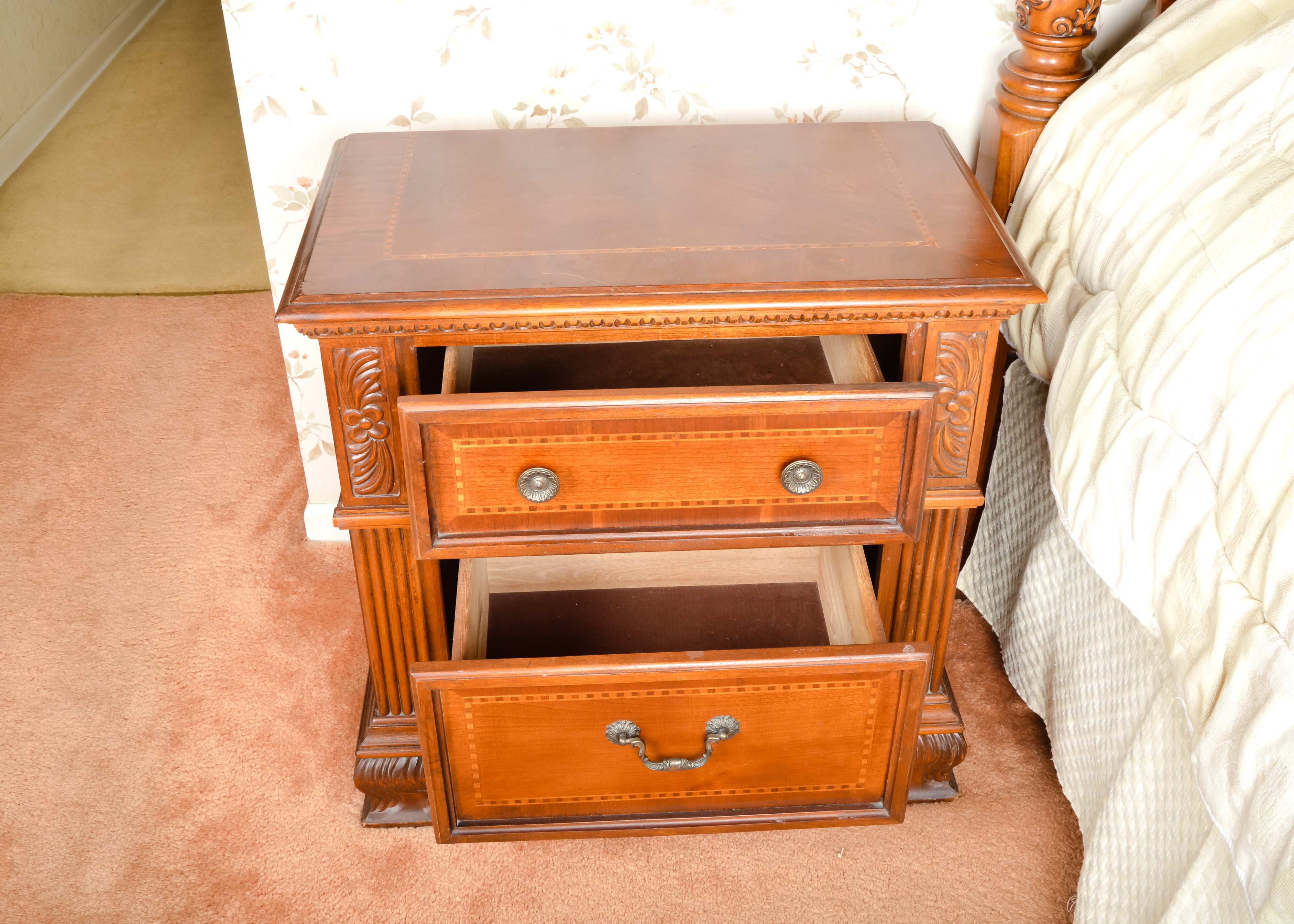 Collezione Europa Walnut Night Stand