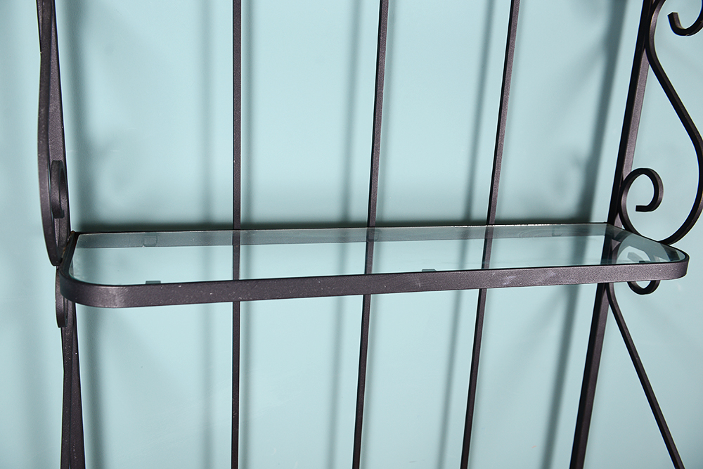 Metal Frame Baker's Rack