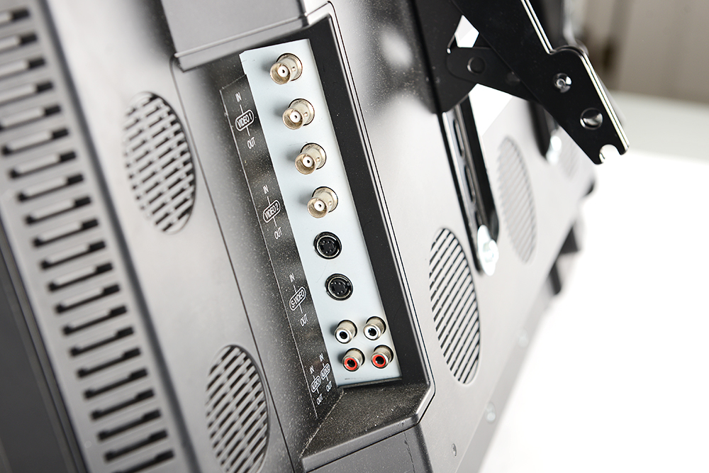 Orion 32" Widescreen LCD Monitor