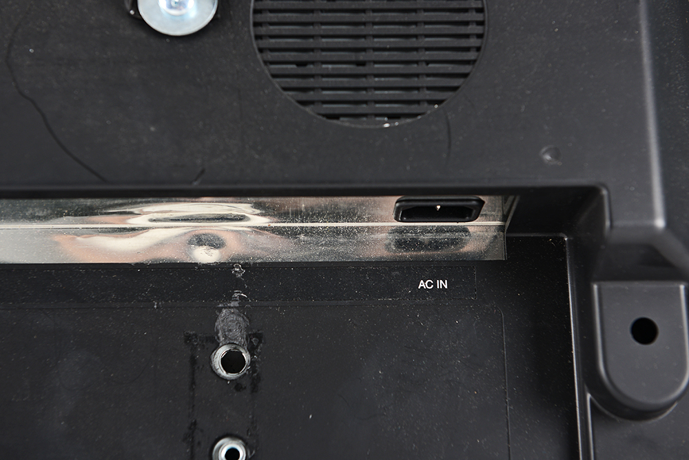 Orion 32" Widescreen LCD Monitor