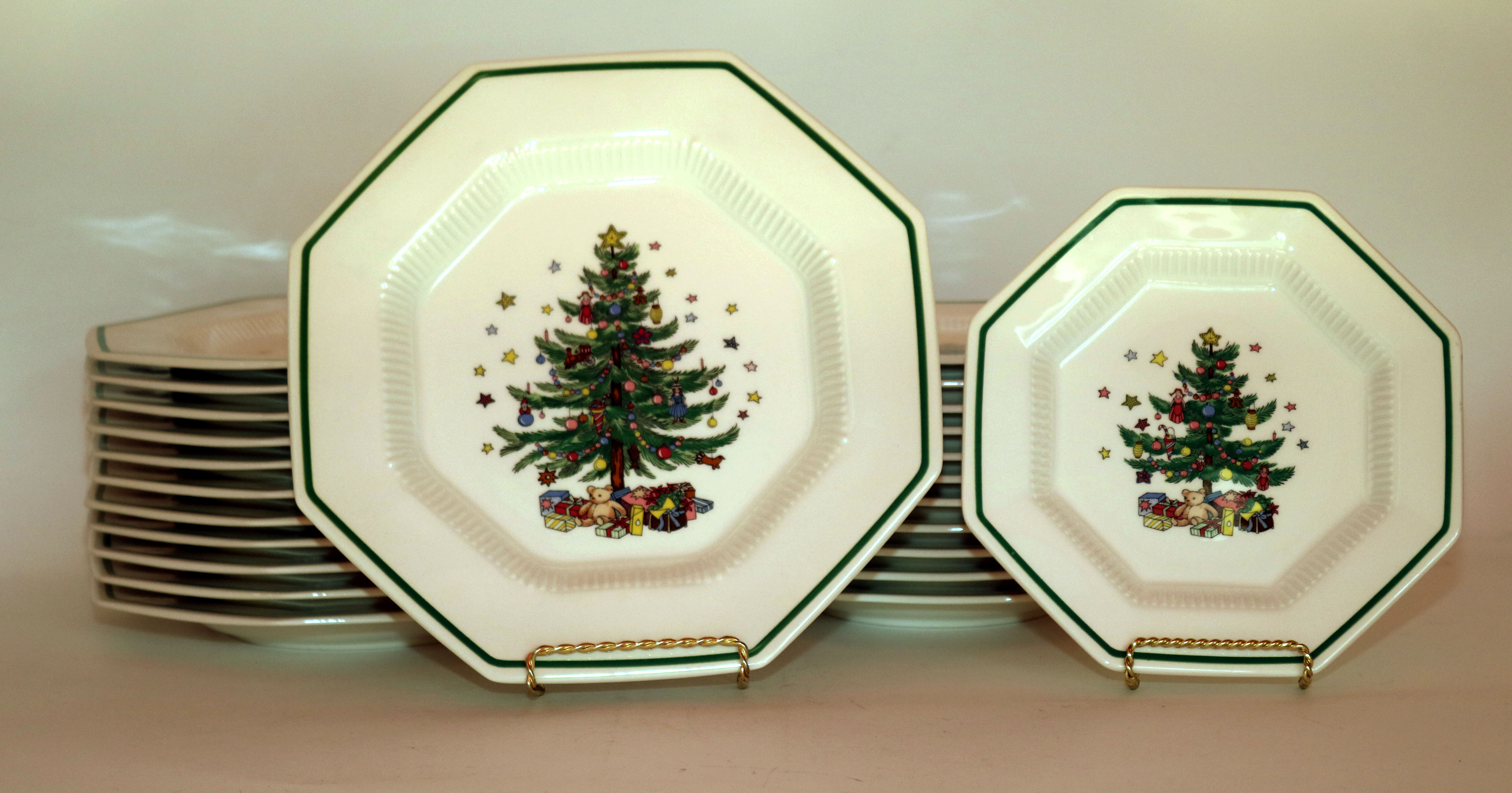 Nikko "Christmastime"  Dinner Service for Twelve