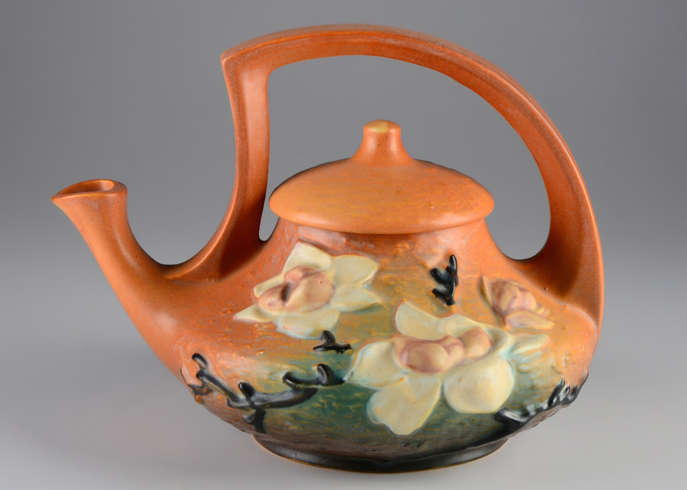 Roseville Brown "Magnolia" Teapot