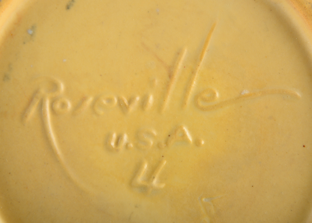 Roseville Brown "Magnolia" Teapot