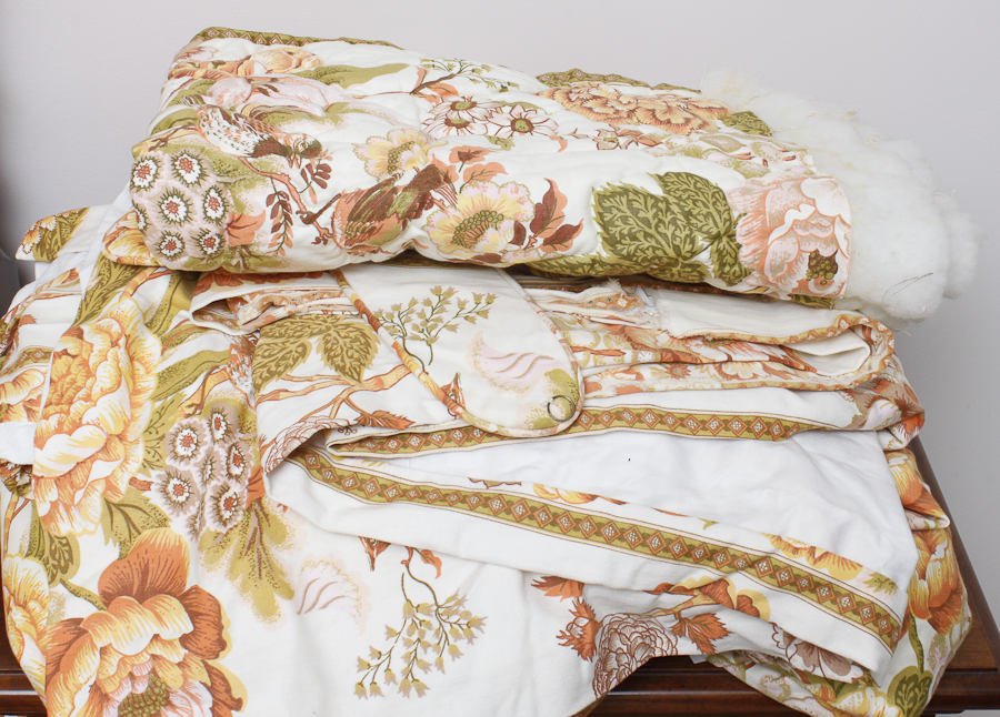 Floral Bedspread and Matching Floor Length Curtains