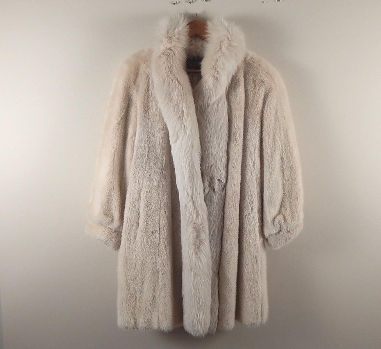 Beautiful Lady's Platinum Mink and Fox Collar Coat