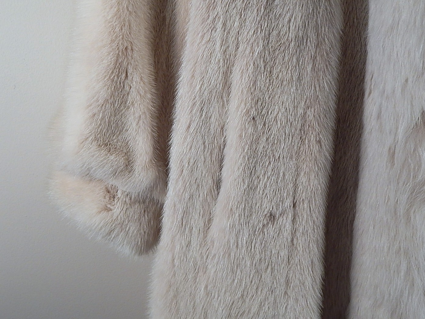 Beautiful Lady's Platinum Mink and Fox Collar Coat