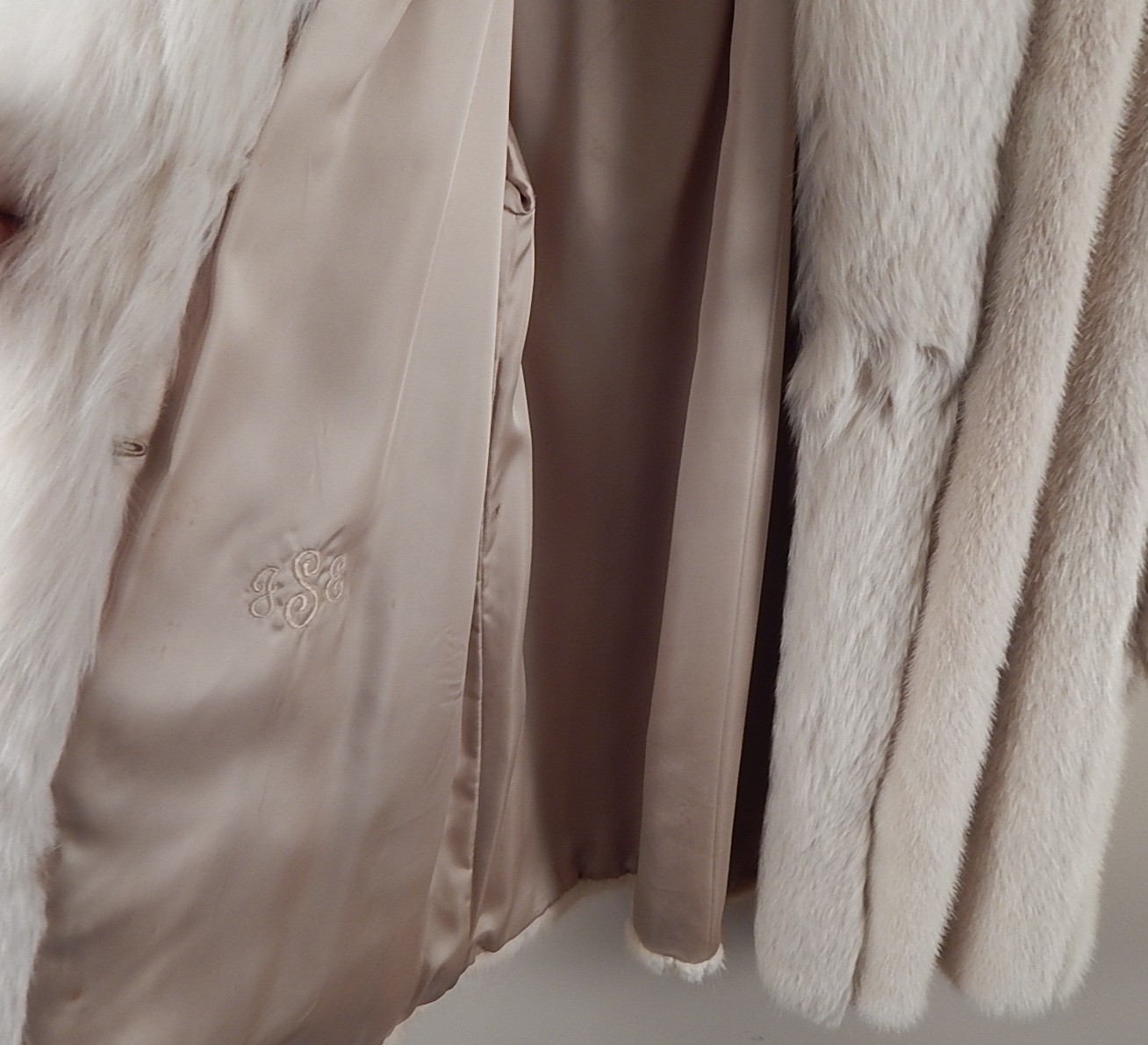 Beautiful Lady's Platinum Mink and Fox Collar Coat