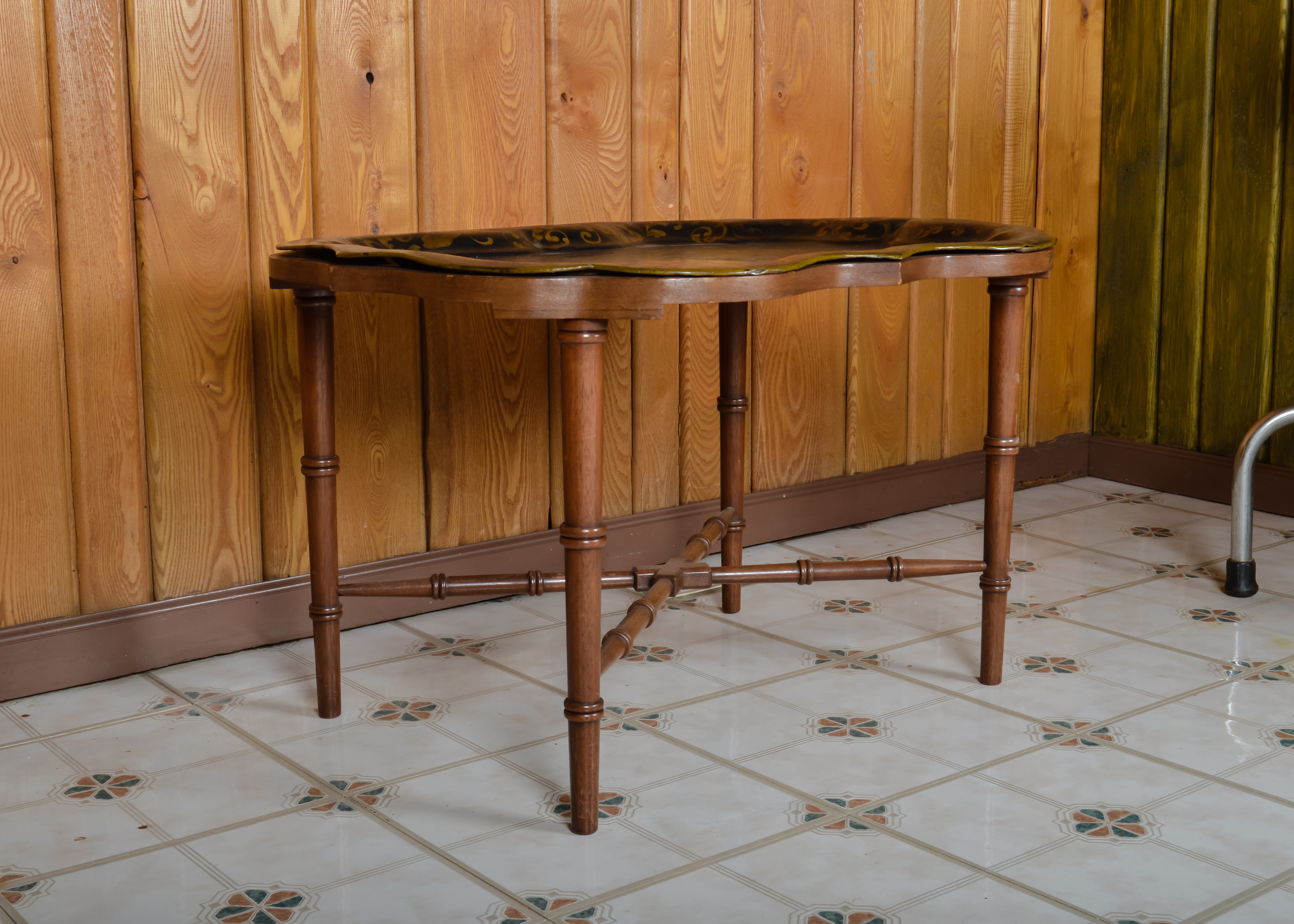 Black Painted Metal Tray Top Side Table