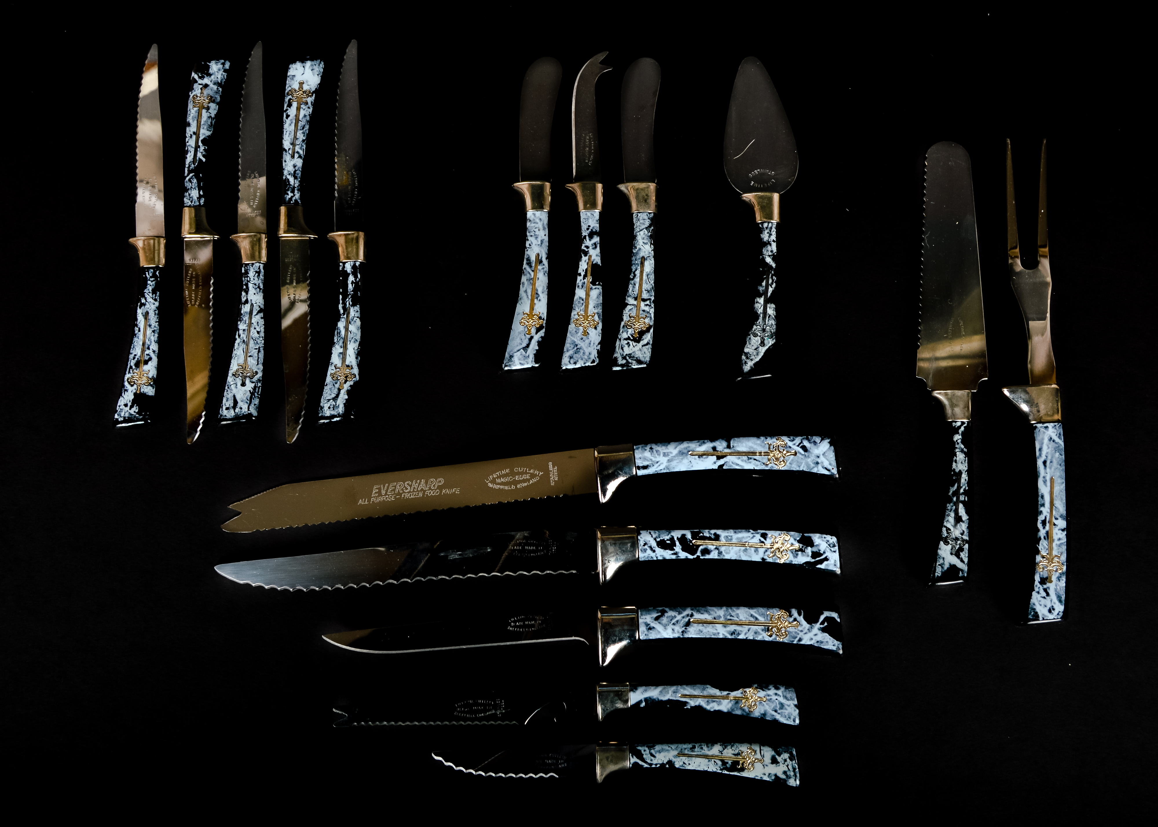 Set of Vintage Lifetime Cutlery Knives