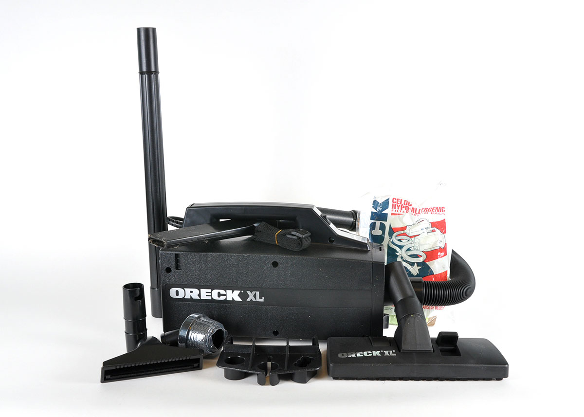 Oreck XL BB880-AD Compact Canister Vacuum Kit