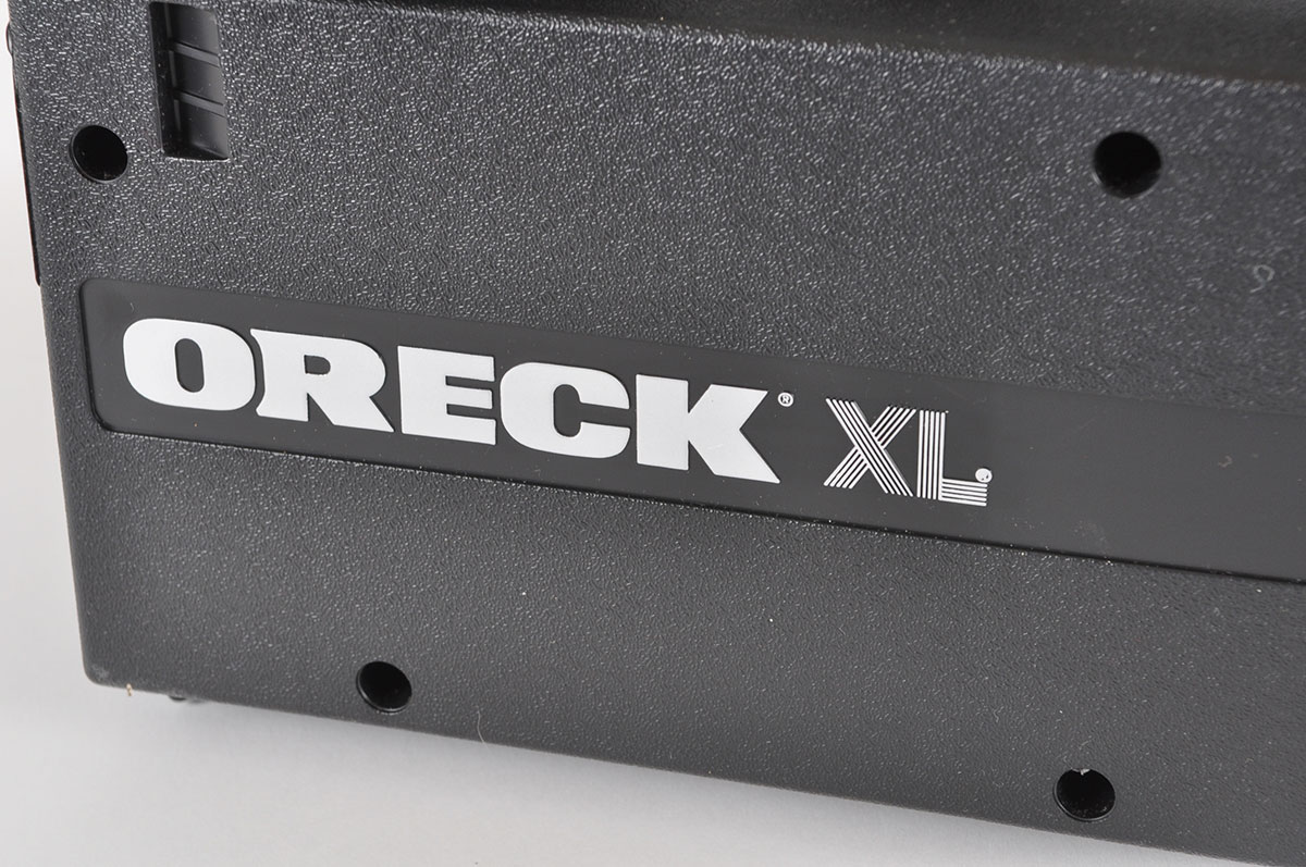 Oreck XL BB880-AD Compact Canister Vacuum Kit