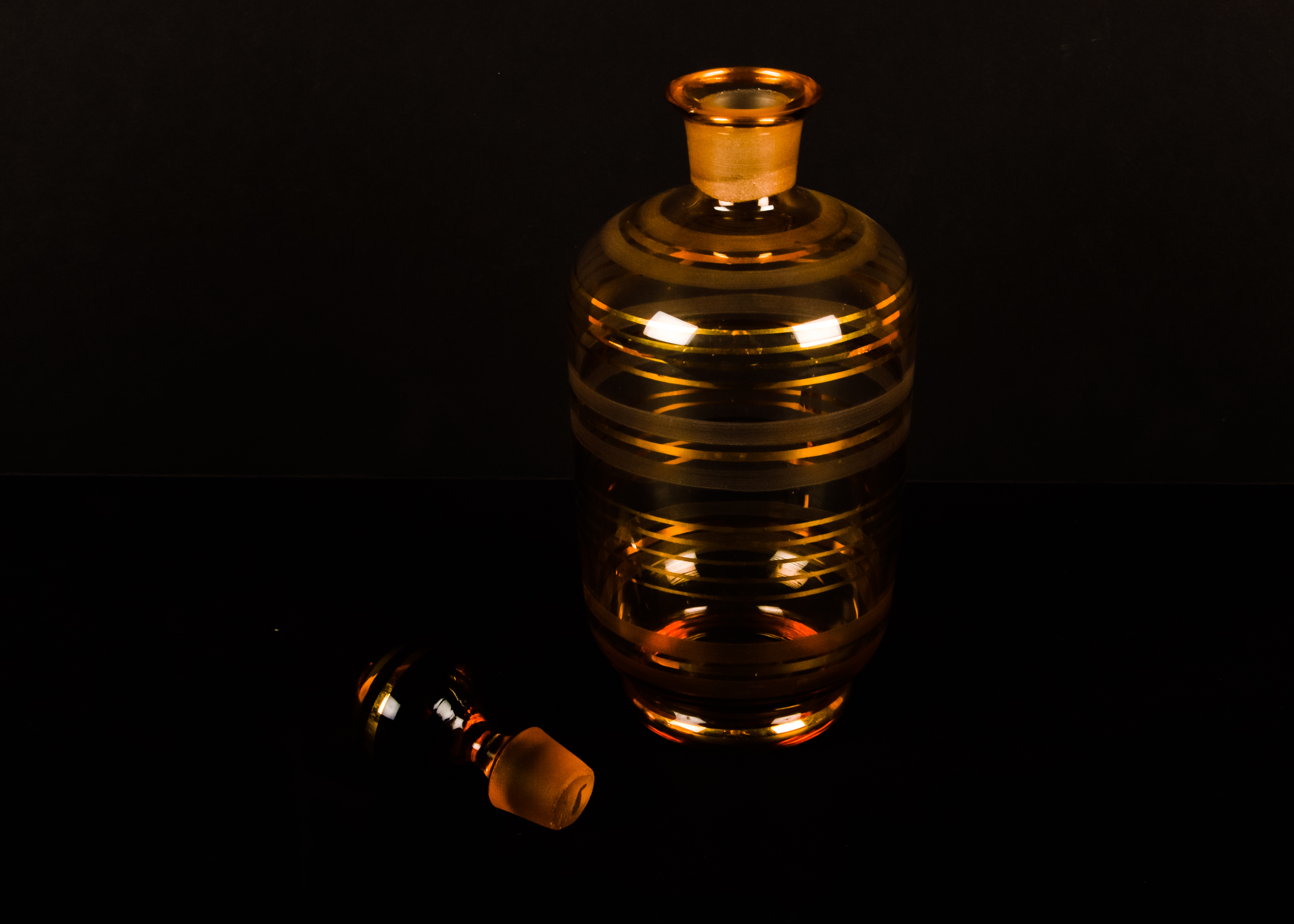 Gold Striped Decanter and Shot Glass Set