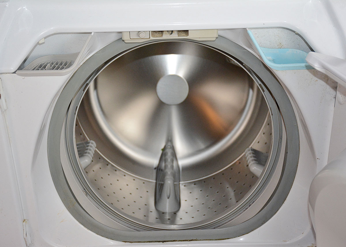 Maytag Neptune Stacked Washer Dryer