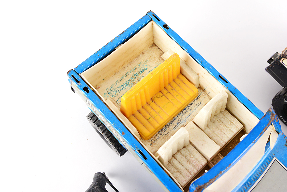 Nylint Trail Blazer Toy SUVs