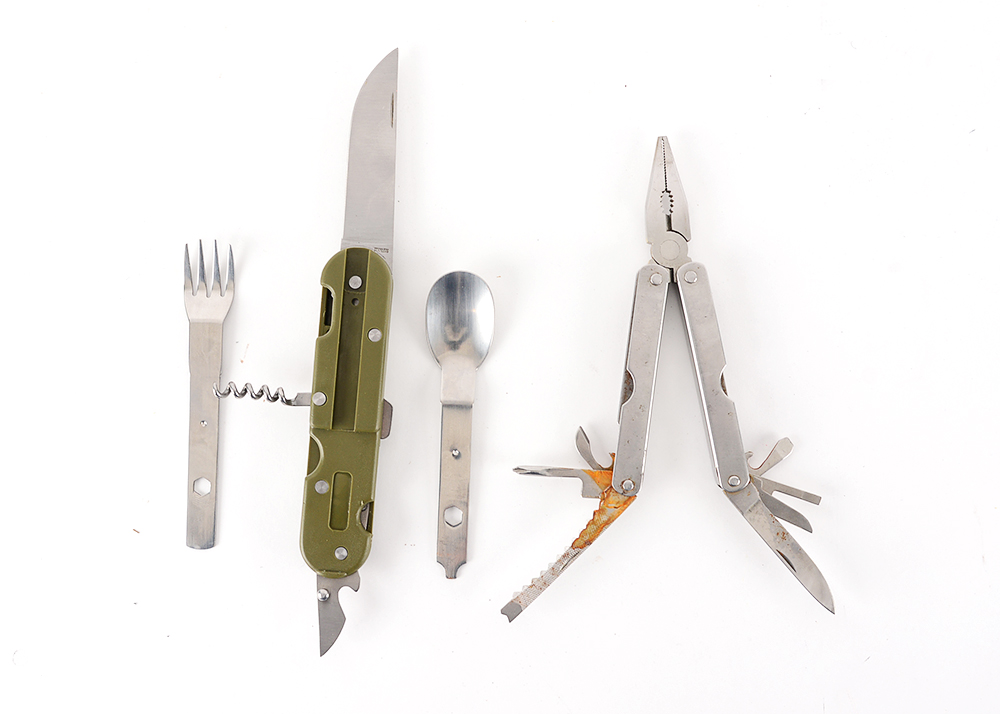 Multi-Plier Pock Tool and Folding Camping Tool