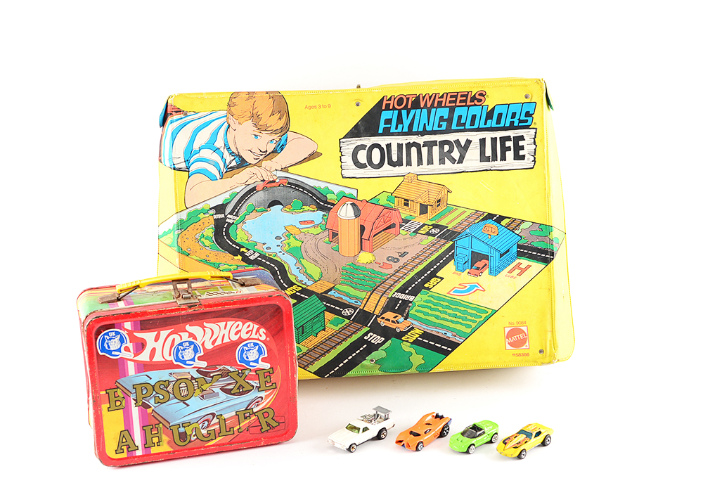 Hot Wheels Country Life Play Set with Metal Lunch Box